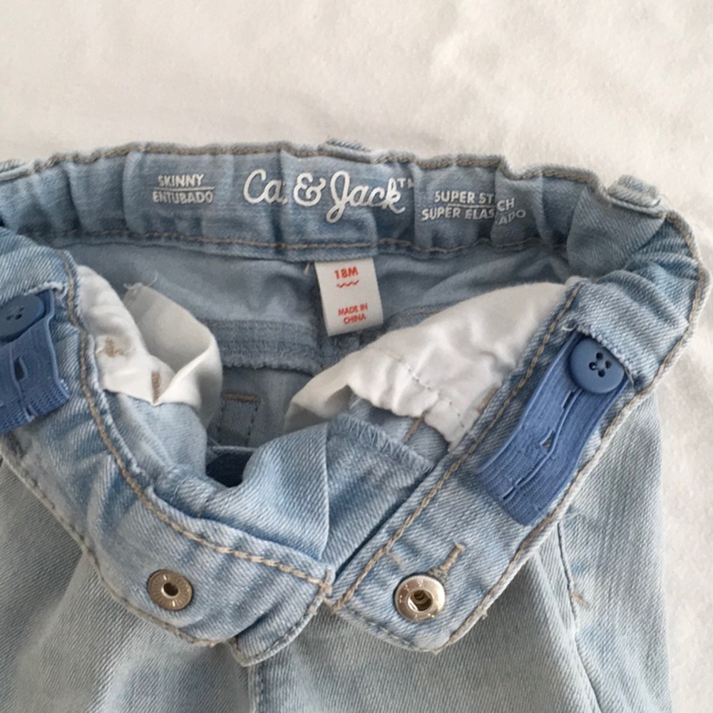 Cat & Jack Bundle: New Hoodie & 2 Jeans - Picture 7 of 7